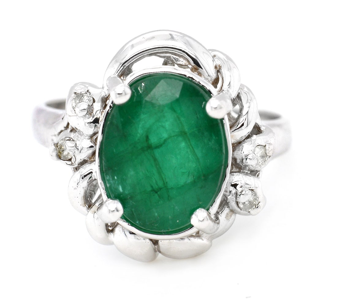 14K White Gold Ladies Ring with 3.07ct Emerald and 0.06ct Diamonds: Retail: $3,500.00 ****** 14K White Gold Ladies Ring with 3.07ct Emerald and 0.06ct Diamonds ****** Size: 6.5 / Metal: 14K White Gold / Total Item Weight: 4.2 Grams / Country Made: United States / / Ma