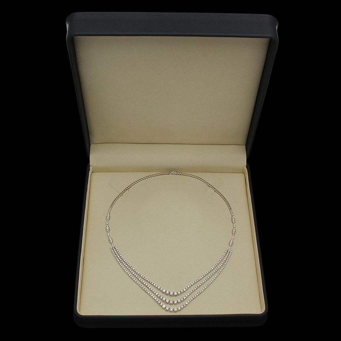 18K Gold 10.98ct Diamond Necklace - 3