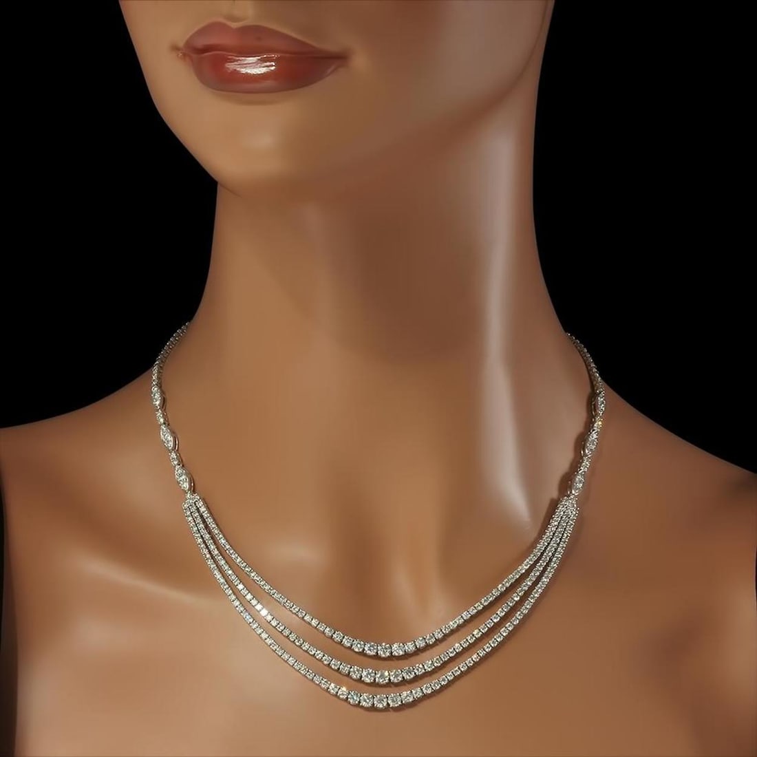18K Gold 10.98ct Diamond Necklace - 4