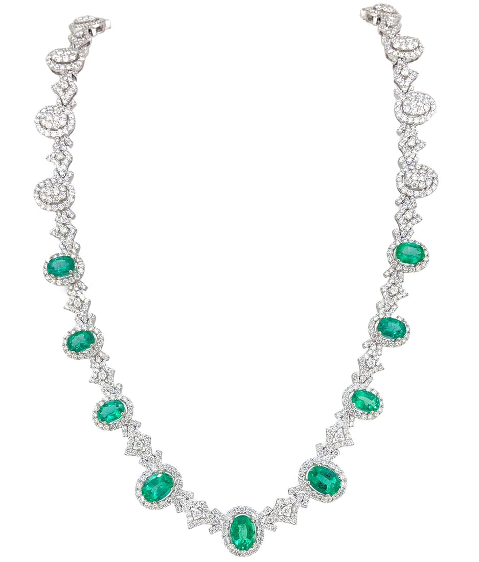 18K White Gold Ladies Necklace with 8.16ct Emerald and 14.30ct tw Diamonds: Retail: $92,500.00 ****** 18K White Gold Ladies Necklace with 8.16ct Emerald and 14.30ct tw Diamonds ****** Size: 17 / Metal: 18K White Gold / Total Item Weight: 43.1 Grams / Country Made: United Stat