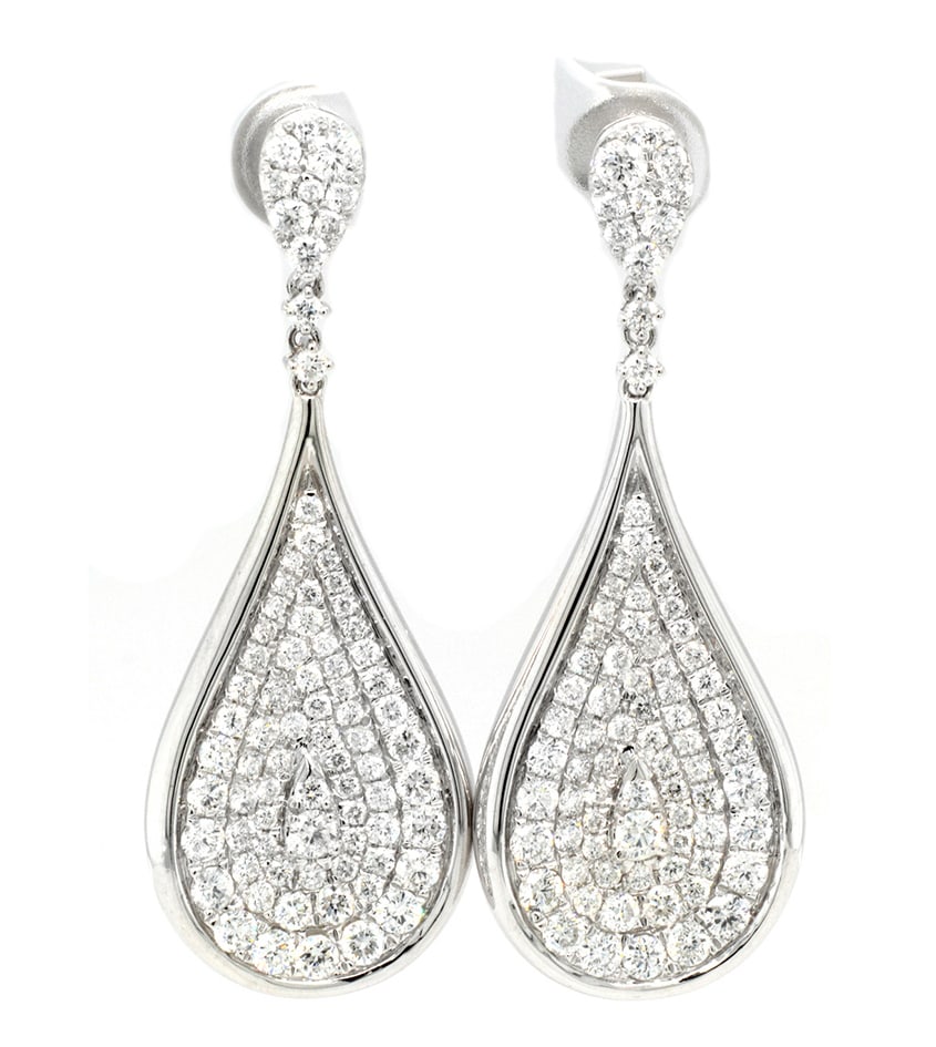 18K White Gold Ladies Earrings with 3.62ct tw Diamonds: Retail: $14,000.00 ****** 18K White Gold Ladies Earrings with 3.62ct tw Diamonds ****** Metal: 18K White Gold / Total Item Weight: 11.4 Grams / Country Made: United States / / Main Stone: Diamond /