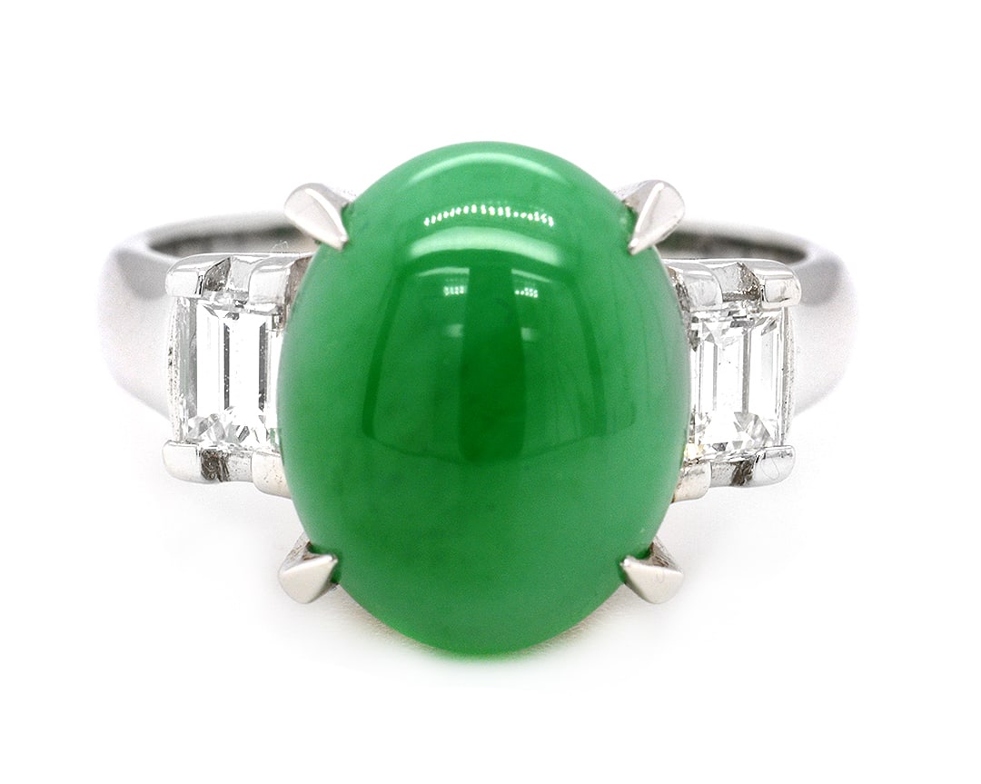 Platinum Ladies Ring with 5.13ct Jadeite and 0.43tcw Side Diamonds: Retail: $9,500.00 ****** Platinum Ladies Ring with 5.13ct Jadeite and 0.43tcw Side Diamonds ****** Size: 6 (we offer free resizing to winning bidders) / Metal: Platinum / Total Item Weight: 8.2 Grams