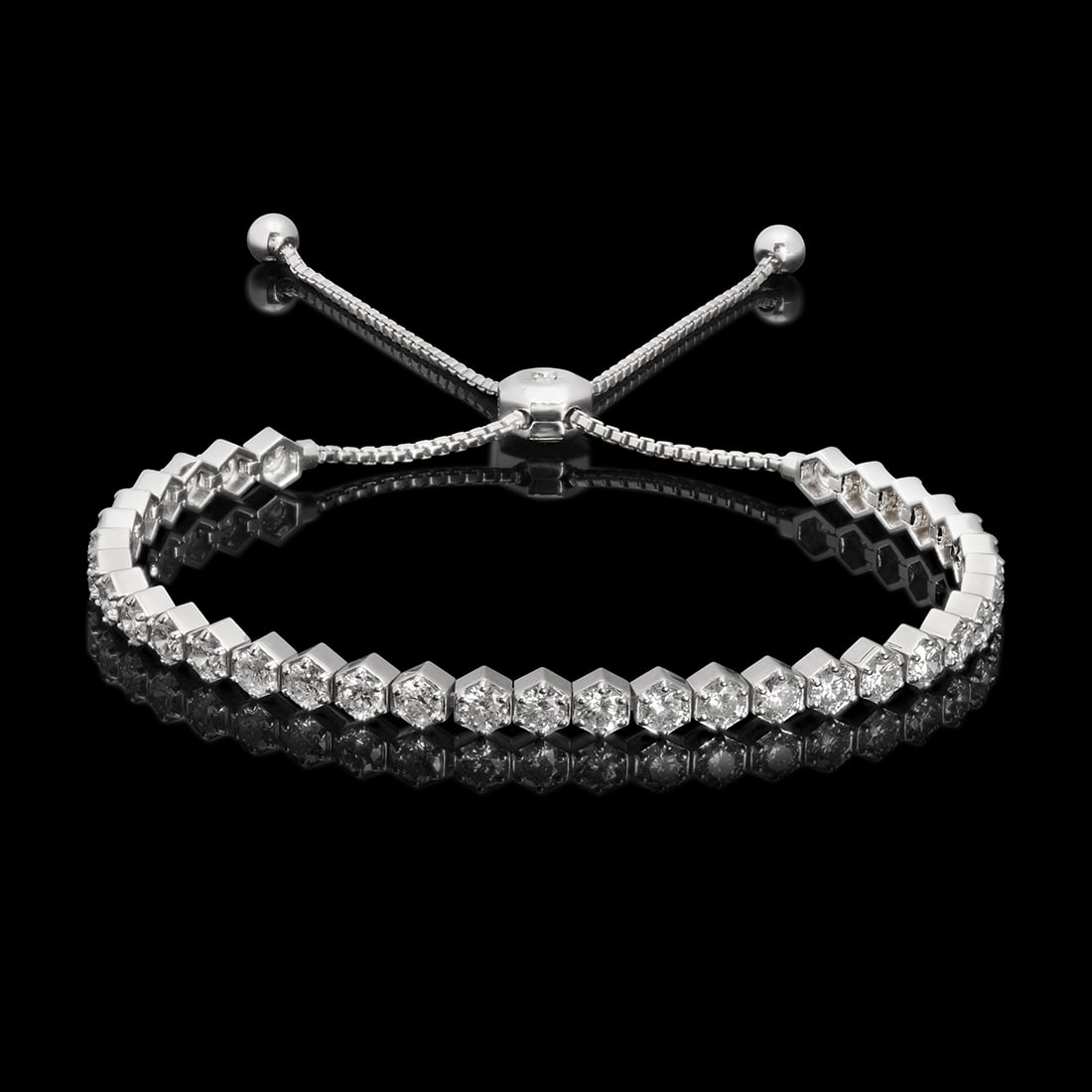 14k White Gold 4.37ct Diamond Bracelet: Retail: $14,255.00 ****** 14k White Gold 4.37ct Diamond Bracelet ****** Size: 7 / Metal: 14K Solid White Gold / Total Item Weight: 10.00 Grams / Country Made: United States / / Main Stone: Diamond /