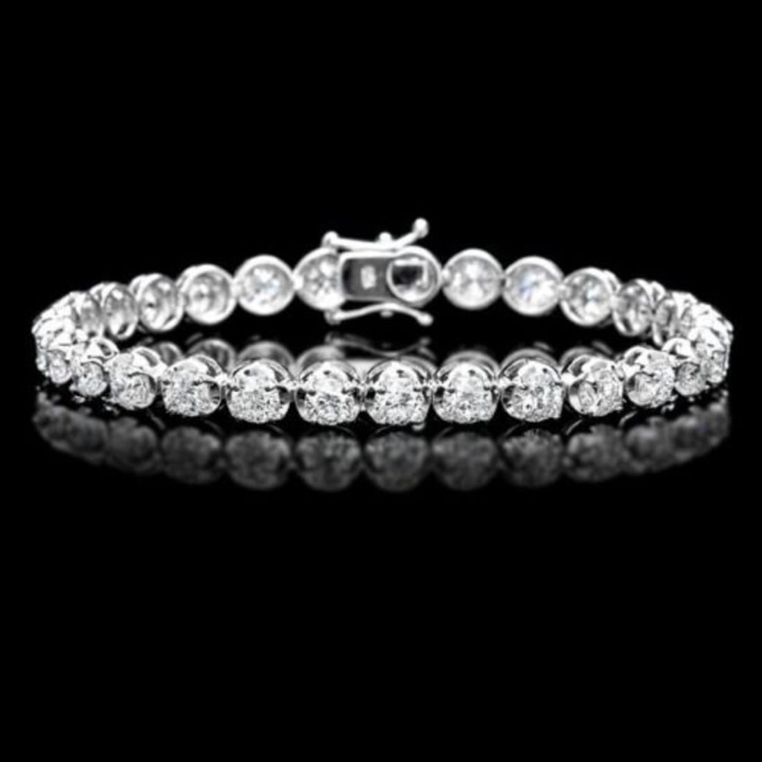 18K Gold 9.94ct Diamond Bracelet: Retail: $42,450.00 ****** 18K Gold 9.94ct Diamond Bracelet ****** Metal: 18K White Gold / Total Item Weight: 15.5 Grams / Country Made: United States / / Main Stone: Diamond / Carat Total Weight: 9.94
