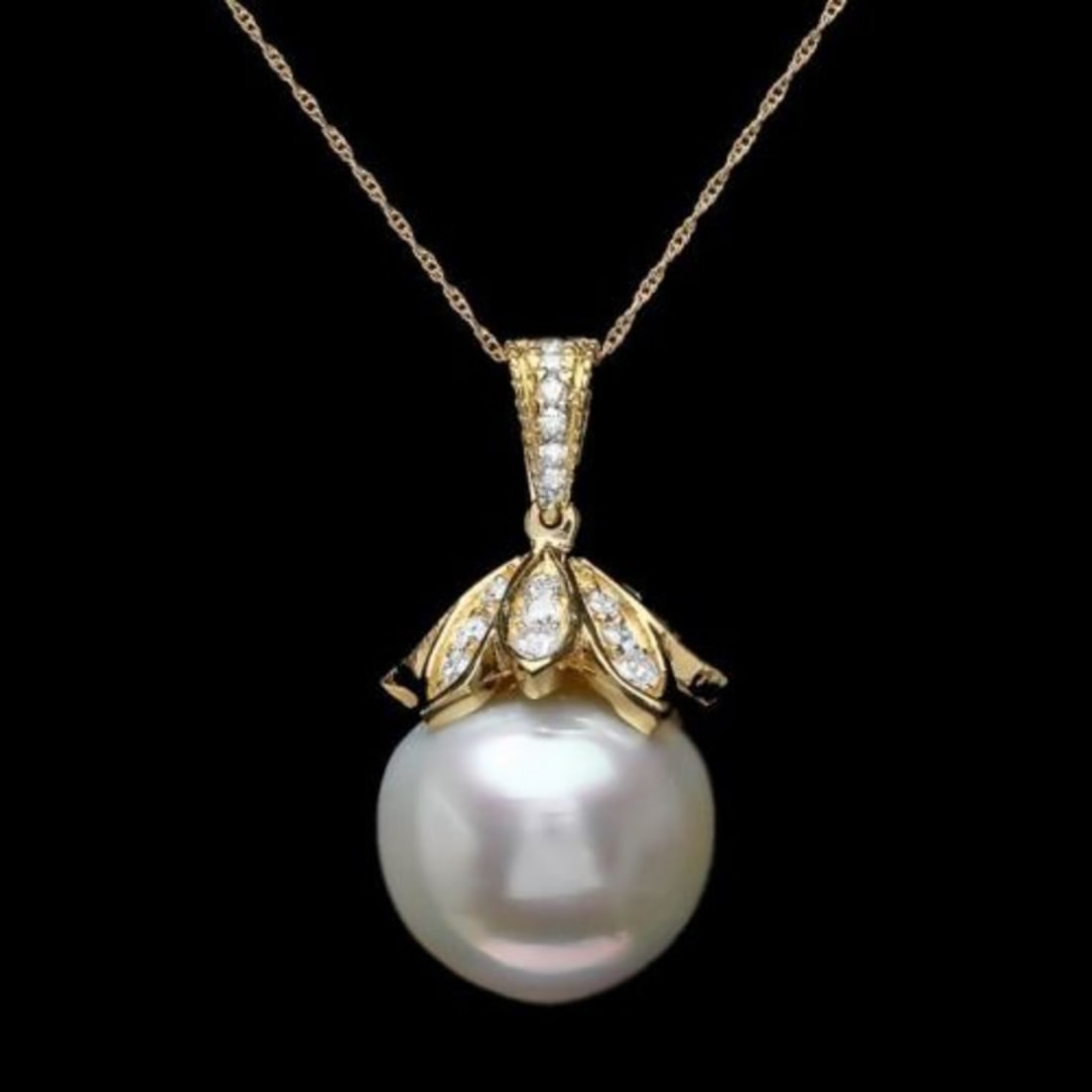 14K Gold 17mm Pearl 1.22ct Diamond Pendant: Retail: $11,650.00 ****** 14K Gold 17mm Pearl 1.22ct Diamond Pendant ****** Metal: 14K Yellow Gold / Total Item Weight: 13.5 Grams / Country Made: United States / / Main Stone: Pearl / Color: White / 