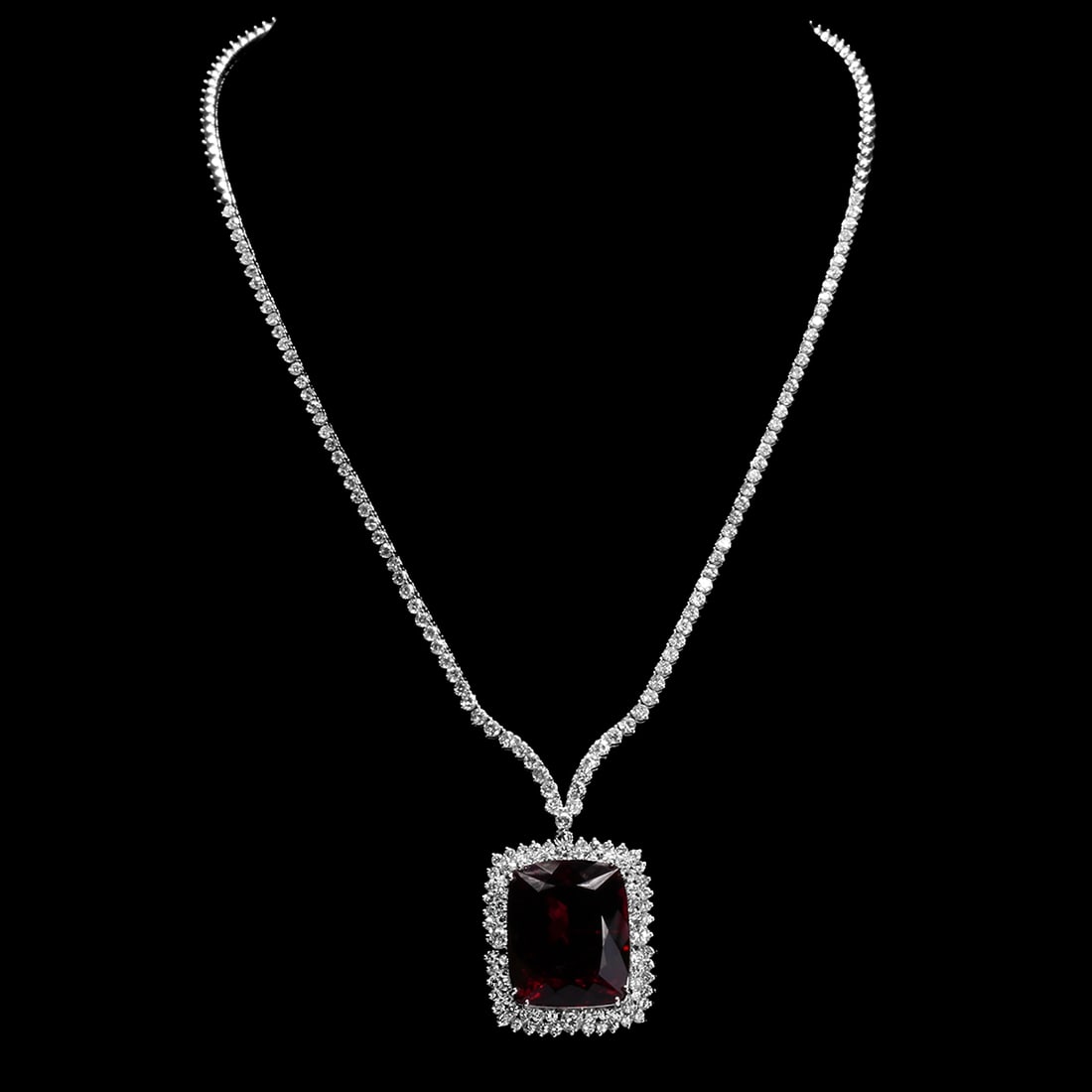 18k White Gold 33.36ct Tourmaline 7.35ct Diamond Necklace: Retail: $51,393.00 ****** 18k White Gold 33.36ct Tourmaline 7.35ct Diamond Necklace ****** Metal: 18K Yellow Gold / Total Item Weight: 35.7 grams / Country Made: United States / / Main Stone: Tourmali