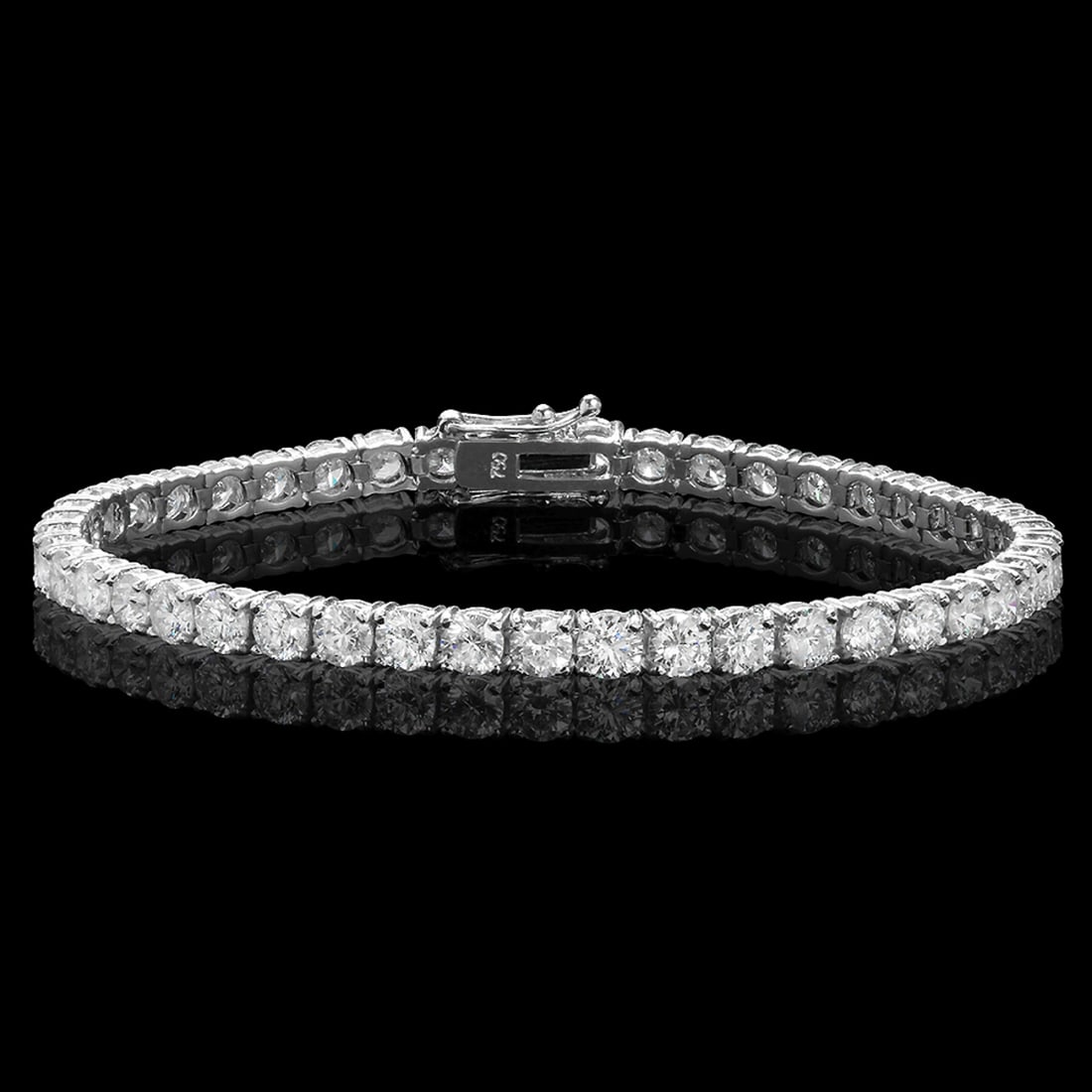 18k White Gold 8.96ct Diamond Bracelet: Retail: $34,830.00 ****** 18k White Gold 8.96ct Diamond Bracelet ****** Metal: 18K White Gold / Total Item Weight: 13.5 grams / Country Made: United States / / Main Stone: Diamond / Carat Total