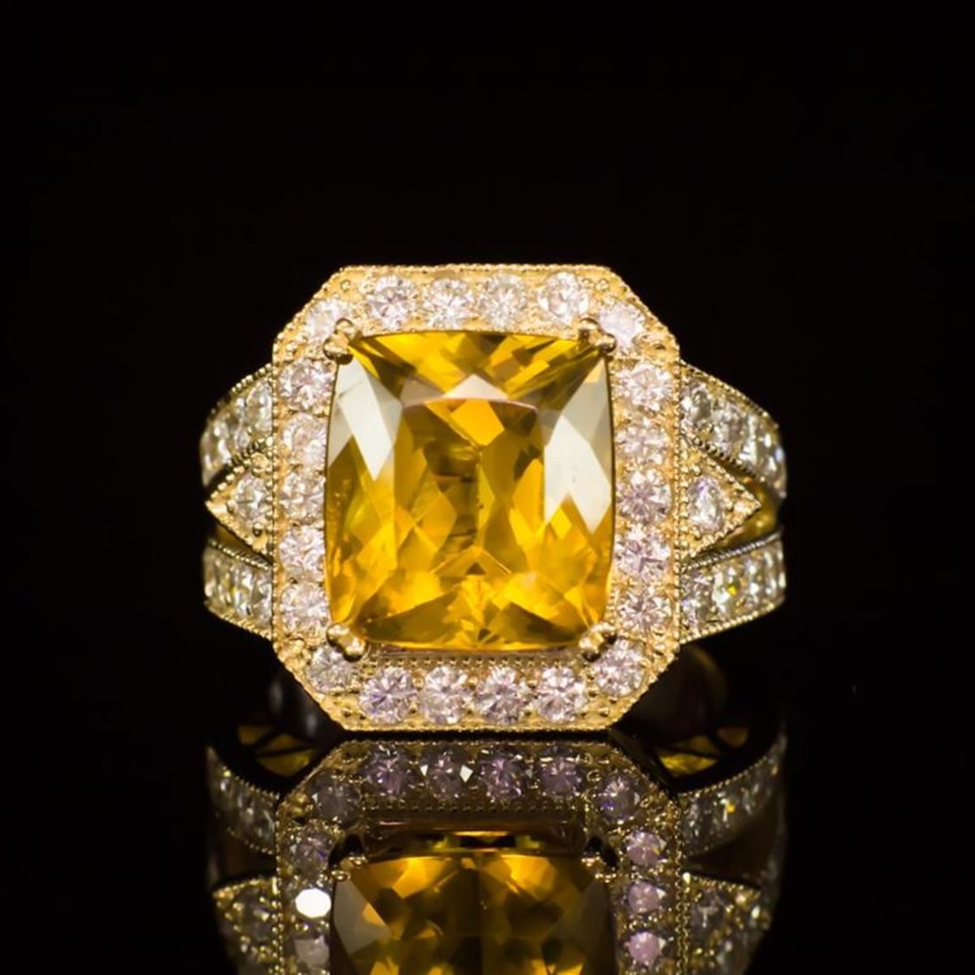 14K Yellow Gold 6.28ct Beryl and 2.33ct Diamond Ring: Retail: $15,728.00 ****** 14K Yellow Gold 6.28ct Beryl and 2.33ct Diamond Ring ****** Metal: 14K Yellow Gold / Total Item Weight: 11.4 Grams / Country Made: United States / / Main Stone: Beryl / Color