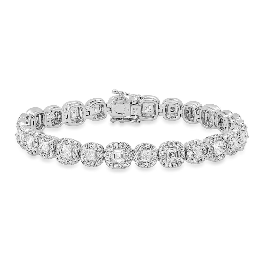 18K White Gold Setting with 6.05ct Diamond Ladies Bracelet: Retail: $28,940.00 ****** 18K White Gold Setting with 6.05ct Diamond Ladies Bracelet ****** Size: 7 / Metal: 18K White Gold / Total Item Weight: 28.58 Grams / Country Made: United States / / Main Ston