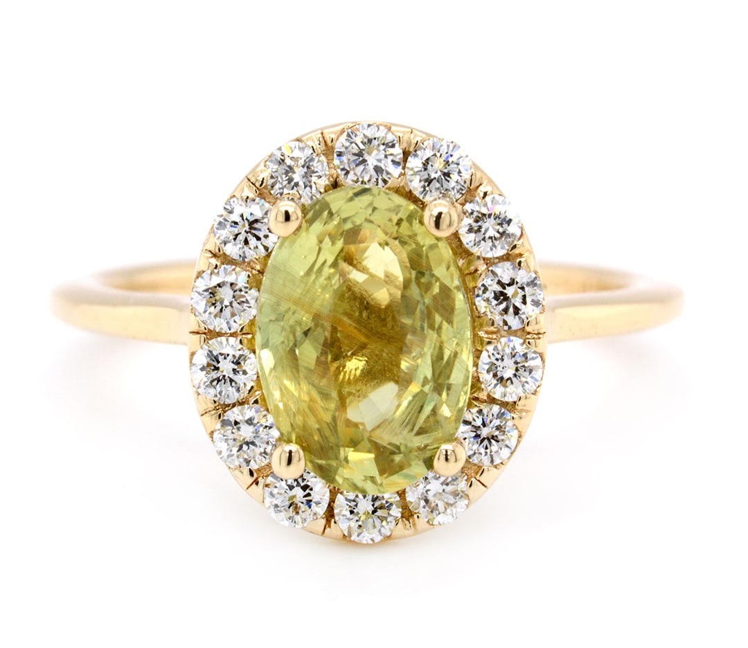 14K Yellow Gold Ladies Ring with 2.47ct GIA Certified Sapphire and 0.44tcw Adjacent Diamonds: Retail: $9,500.00 ****** 14K Yellow Gold Ladies Ring with 2.47ct GIA Certified Sapphire and 0.44tcw Adjacent Diamonds ****** Size: 6.5 / Metal: 14K Yellow Gold / Total Item Weight: 3.5 Grams /