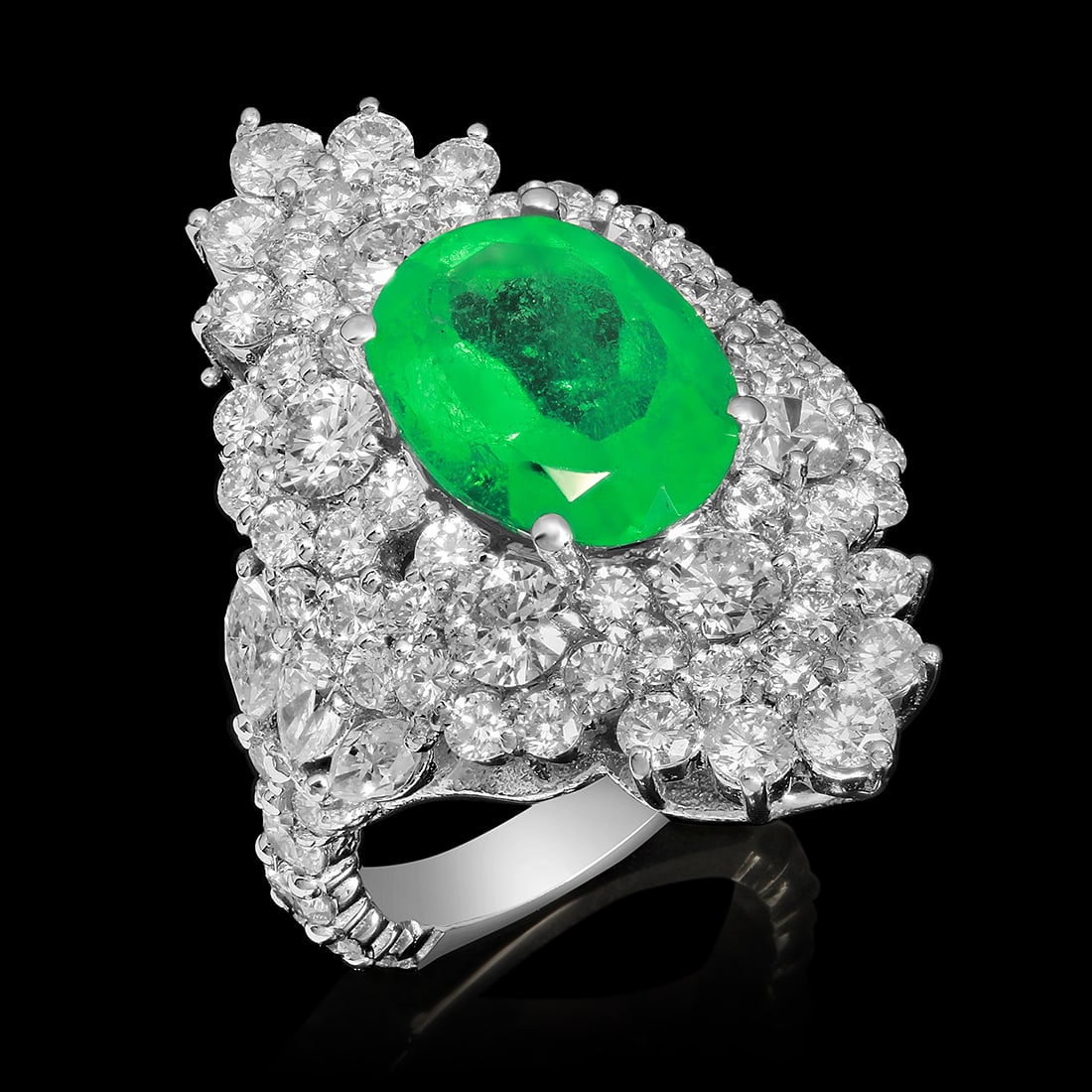 14k White Gold 4.23ct Emerald 4.60ct Diamond Ring: Retail: $28,476.00 ****** 14k White Gold 4.23ct Emerald 4.60ct Diamond Ring ****** Metal: 14k White Gold / Total Item Weight: 9.2 Grams / Country Made: United States / / Main Stone: Emerald / Color: