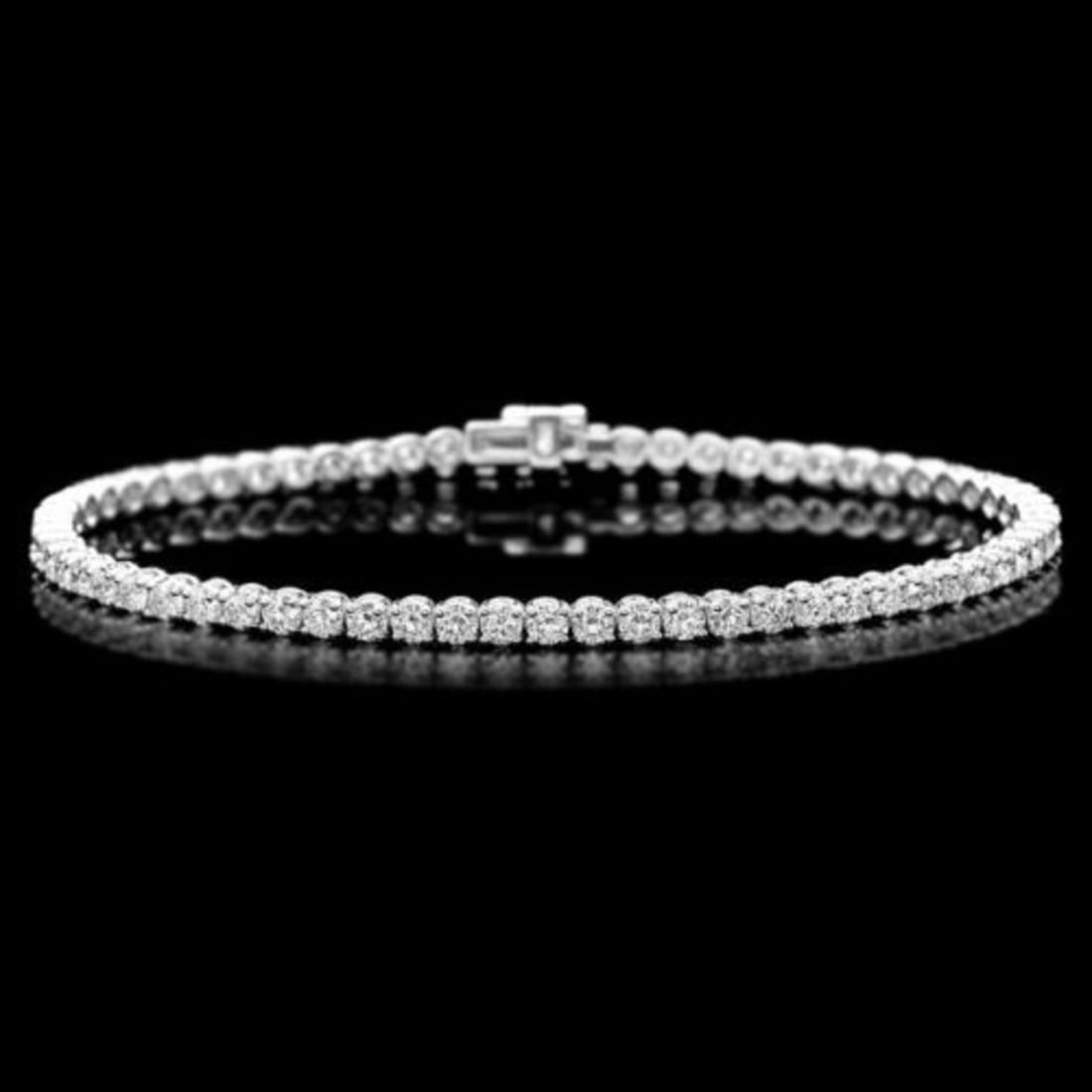 18K Gold 4.56ct Diamond Bracelet: Retail: $15,900.00 ****** 18K Gold 4.56ct Diamond Bracelet ****** Metal: 18K White Gold / Total Item Weight: 9.0 Grams / Country Made: United States / / Main Stone: Diamond / Carat Total Weight: 4.56