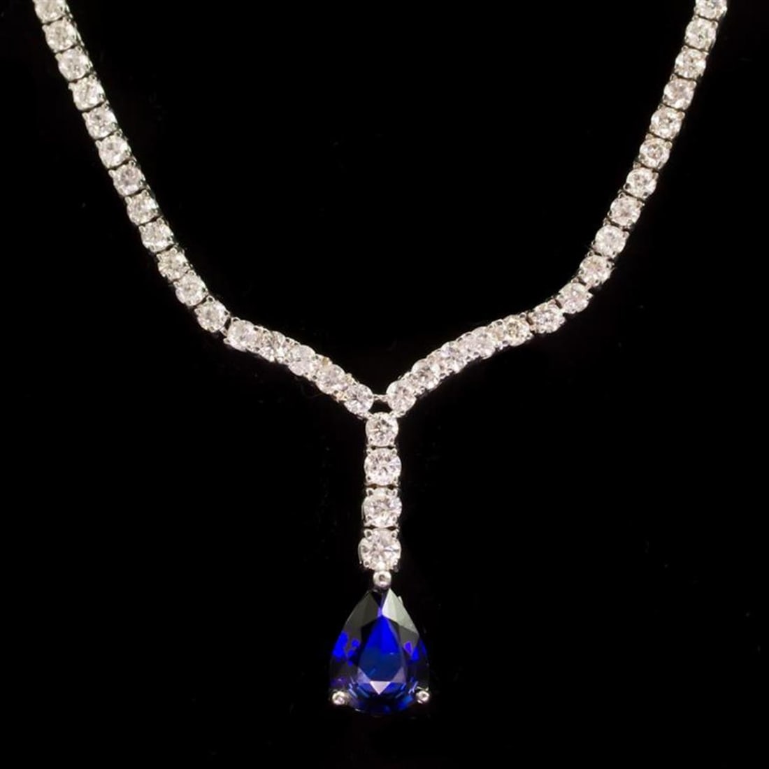 18k Gold 1.87ct Sapphire 4.14ct Diamond Necklace: Retail: $18,775.00 ****** 18k Gold 1.87ct Sapphire 4.14ct Diamond Necklace ****** Metal: 18K Solid White Gold / Total Item Weight: 17.5 grams / Country Made: United States / / Main Stone: Sapphire /