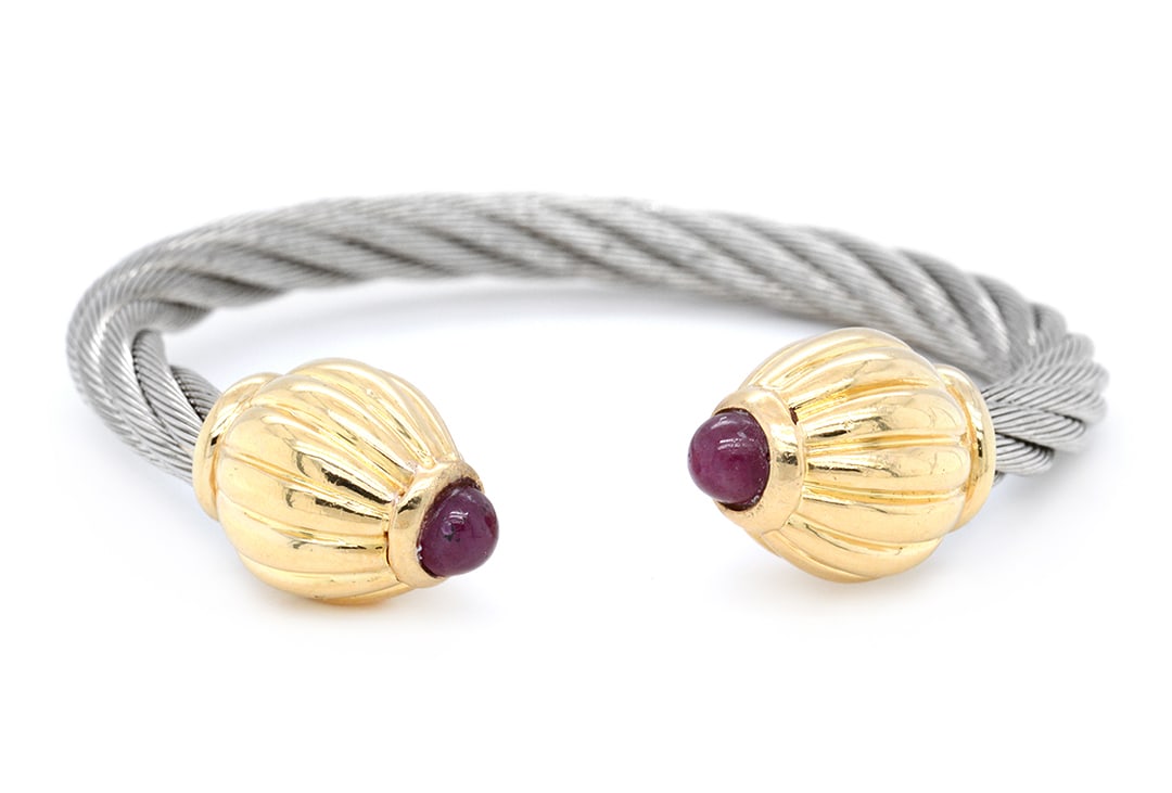 18K Yellow Gold Steel Wire Cable Bracelet with two Cabochon Rubies: Retail: $4,500.00 ****** 18K Yellow Gold Steel Wire Cable Bracelet with two Cabochon Rubies ****** Size: 7 / Metal: 18K Yellow Gold / Total Item Weight: 32.31 Grams / Country Made: United States / / M