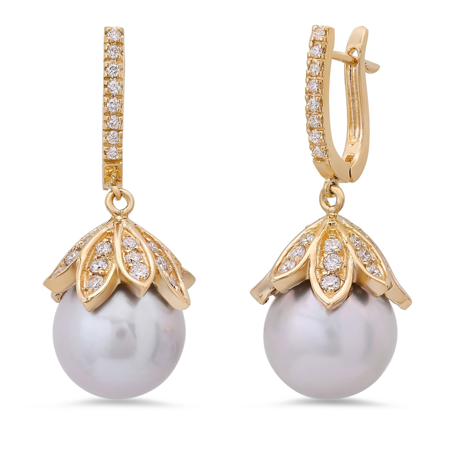 14K Yellow Gold South Sea Pearl and Diamond Earrings: Retail: $12,600.00 ****** 14K Yellow Gold South Sea Pearl and Diamond Earrings ****** Metal: 14K Yellow Gold / Total Item Weight: 17.5 Grams / Country Made: United States / / Main Stone: Pearl / Color