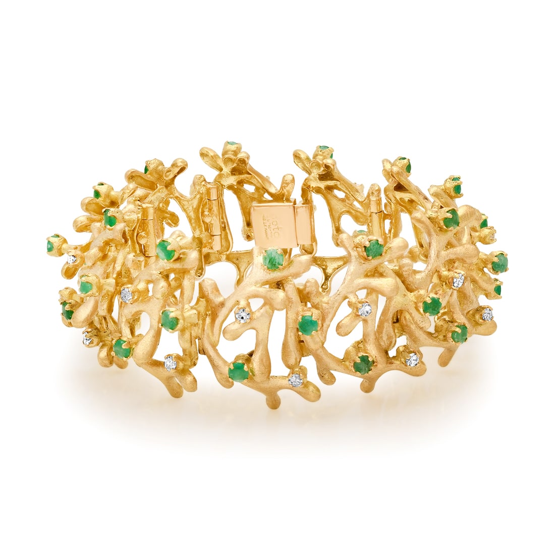 18K Yellow Gold Setting with 3.3ct Emerald and 1.1ct Diamond Ladies Bracelet: Retail: $24,580.00 ****** 18K Yellow Gold Setting with 3.3ct Emerald and 1.1ct Diamond Ladies Bracelet ****** Size: 7 / Metal: 18K Yellow Gold / Total Item Weight: 81.9 Grams / Country Made: United