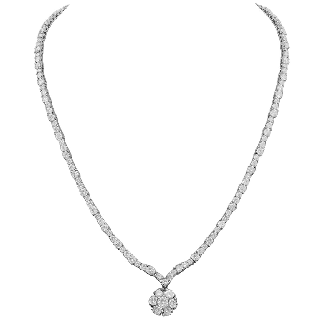 14k White Gold 15.81ct Diamond Necklace: Retail: $39,740.00 ****** 14k White Gold 15.81ct Diamond Necklace ****** Metal: 14K White Gold / Total Item Weight: 23.60 grams / Country Made: United States / / Main Stone: Diamond / Carat Total Weig