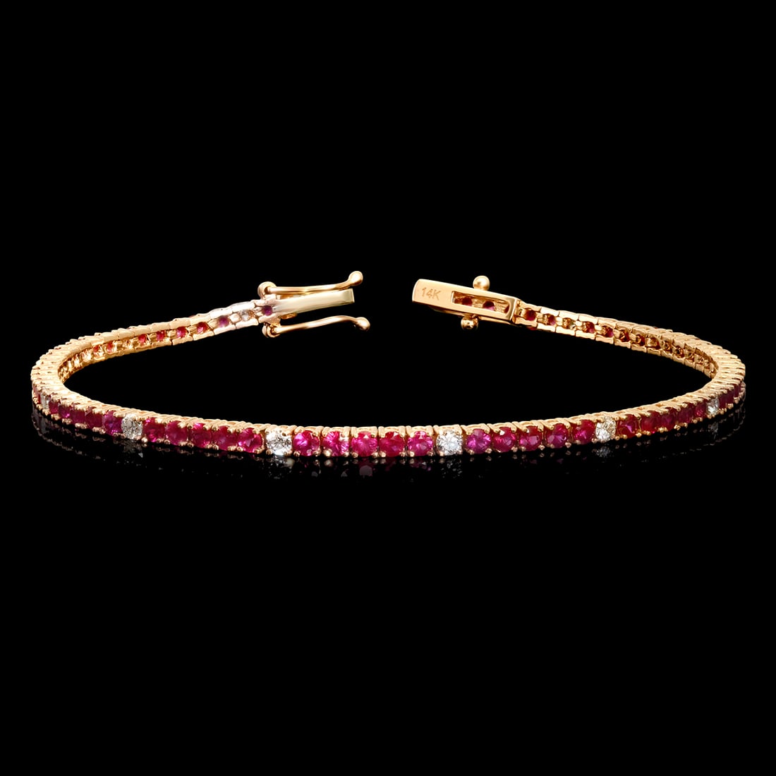 14k Yellow Gold 3.88ct Ruby 0.89ct Diamond Bracelet: Retail: $8,114.00 ****** 14k Yellow Gold 3.88ct Ruby 0.89ct Diamond Bracelet ****** Size: 7 / Metal: 14K Yellow Gold / Total Item Weight: 6.9 Grams / Country Made: United States / / Main Stone: Ruby /