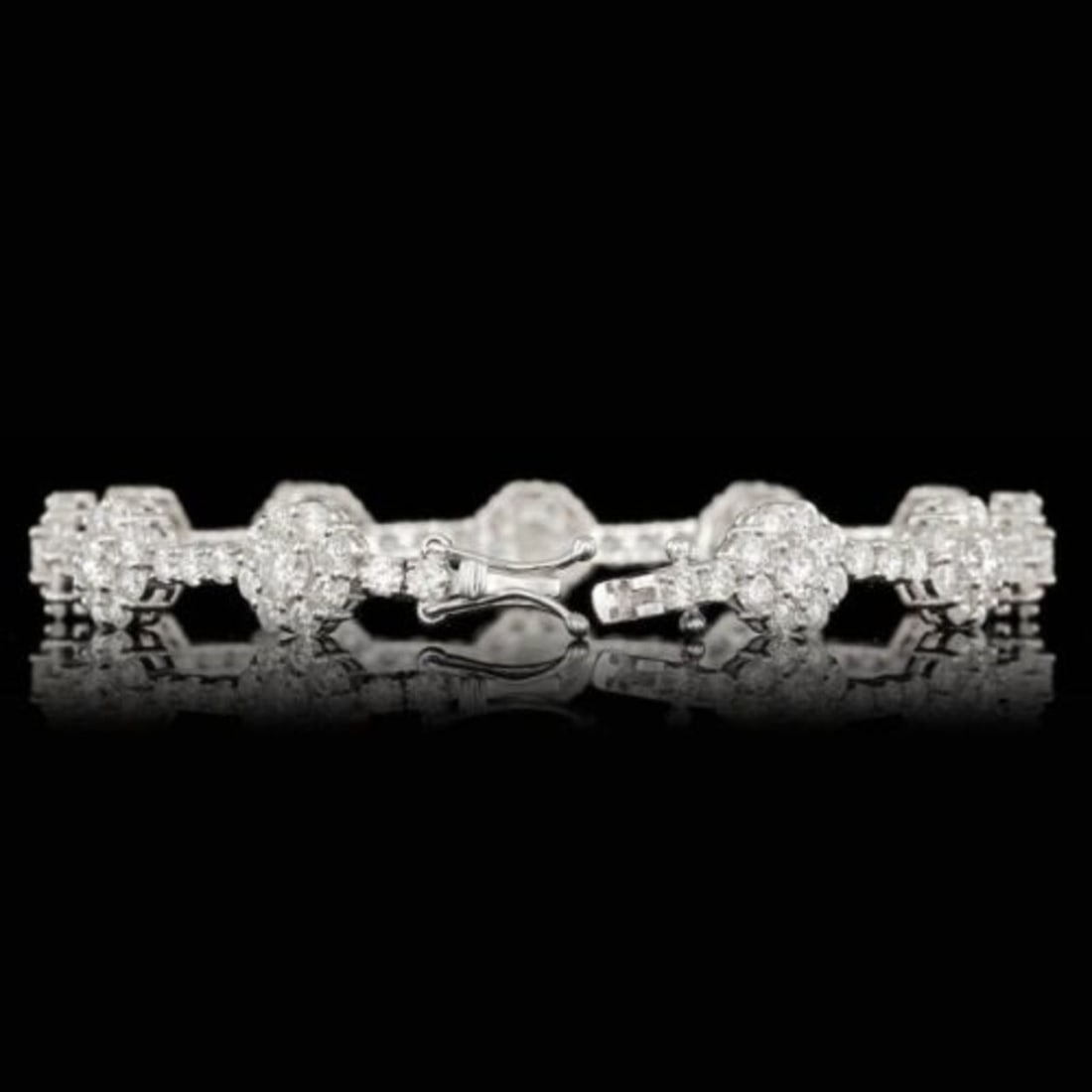 18k White Gold 9.38ct Diamond Bracelet - 2