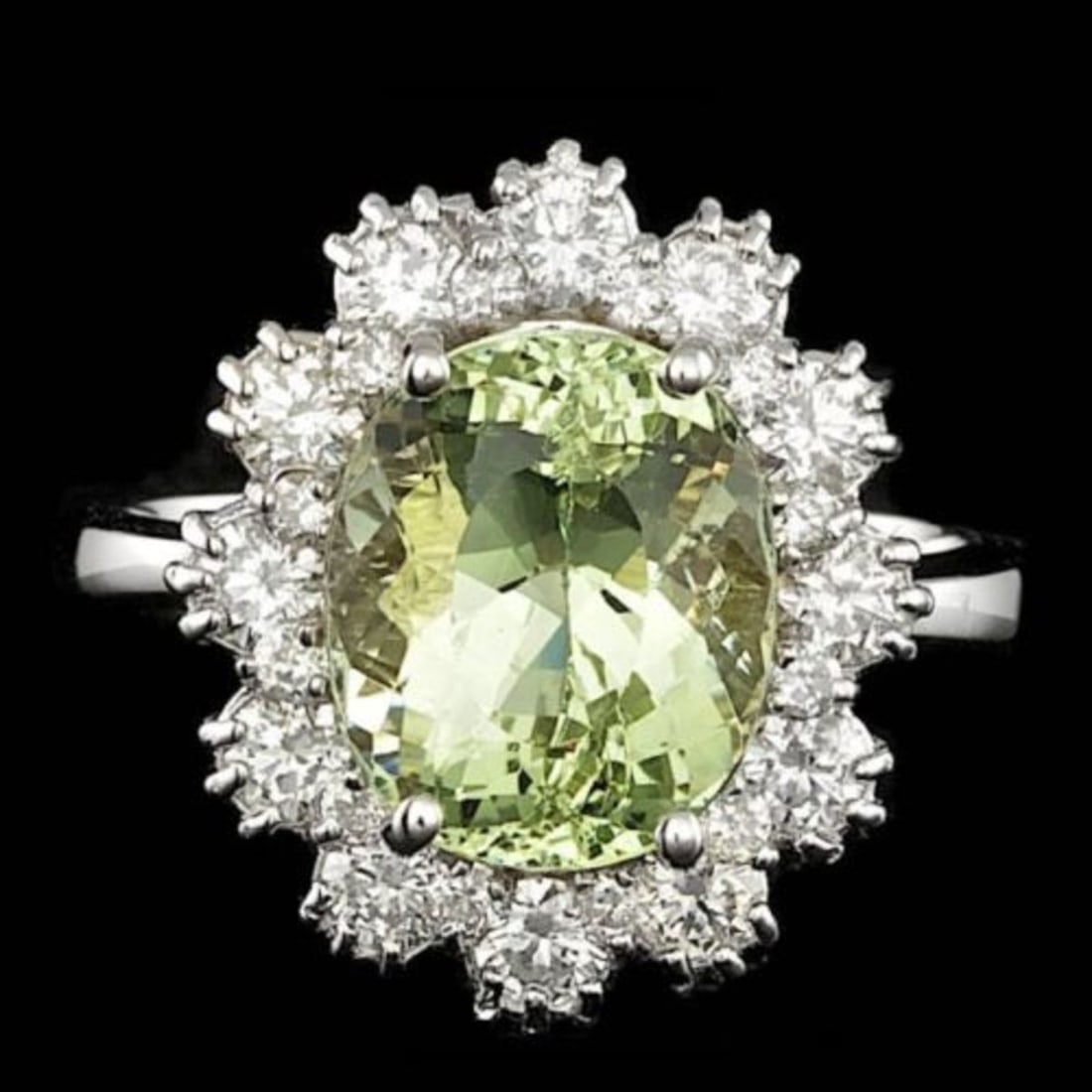14K White Gold 4.08ct Beryl and 1.19ct Diamond Ring: Retail: $9,480.00 ****** 14K White Gold 4.08ct Beryl and 1.19ct Diamond Ring ****** Metal: 14K White Gold / Total Item Weight: 5.8 Grams / Country Made: United States / / Main Stone: Beryl / Color: Li