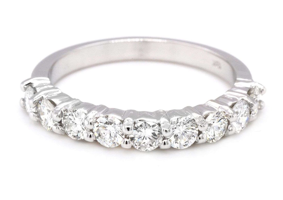 18K White Gold Ladies Band with 0.87ct tw Diamonds: Retail: $4,500.00 ****** 18K White Gold Ladies Band with 0.87ct tw Diamonds ****** Size: 6.5 / Metal: 18K White Gold / Total Item Weight: 3.2 Grams / Country Made: United States / / Main Stone: Diamon
