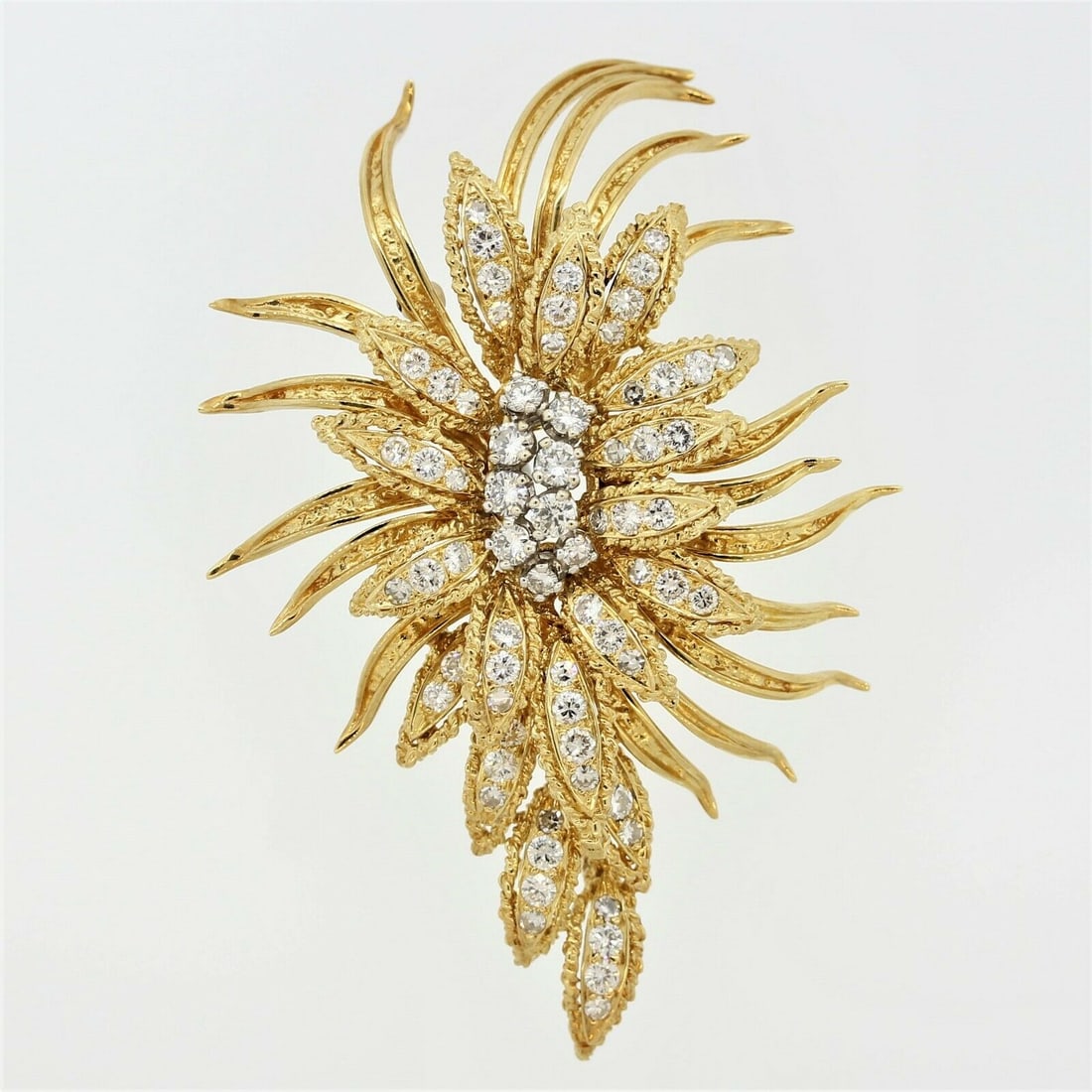 18K Yellow Gold with 3.50tcw Diamond Hammermann Brothers Designor Broach: Retail: $23,640.00 ****** 18K Yellow Gold with 3.50tcw Diamond Hammermann Brothers Designor Broach ****** Metal: 18K Yellow Gold / Total Item Weight: 32.7 Grams / Country Made: United States / / Main 