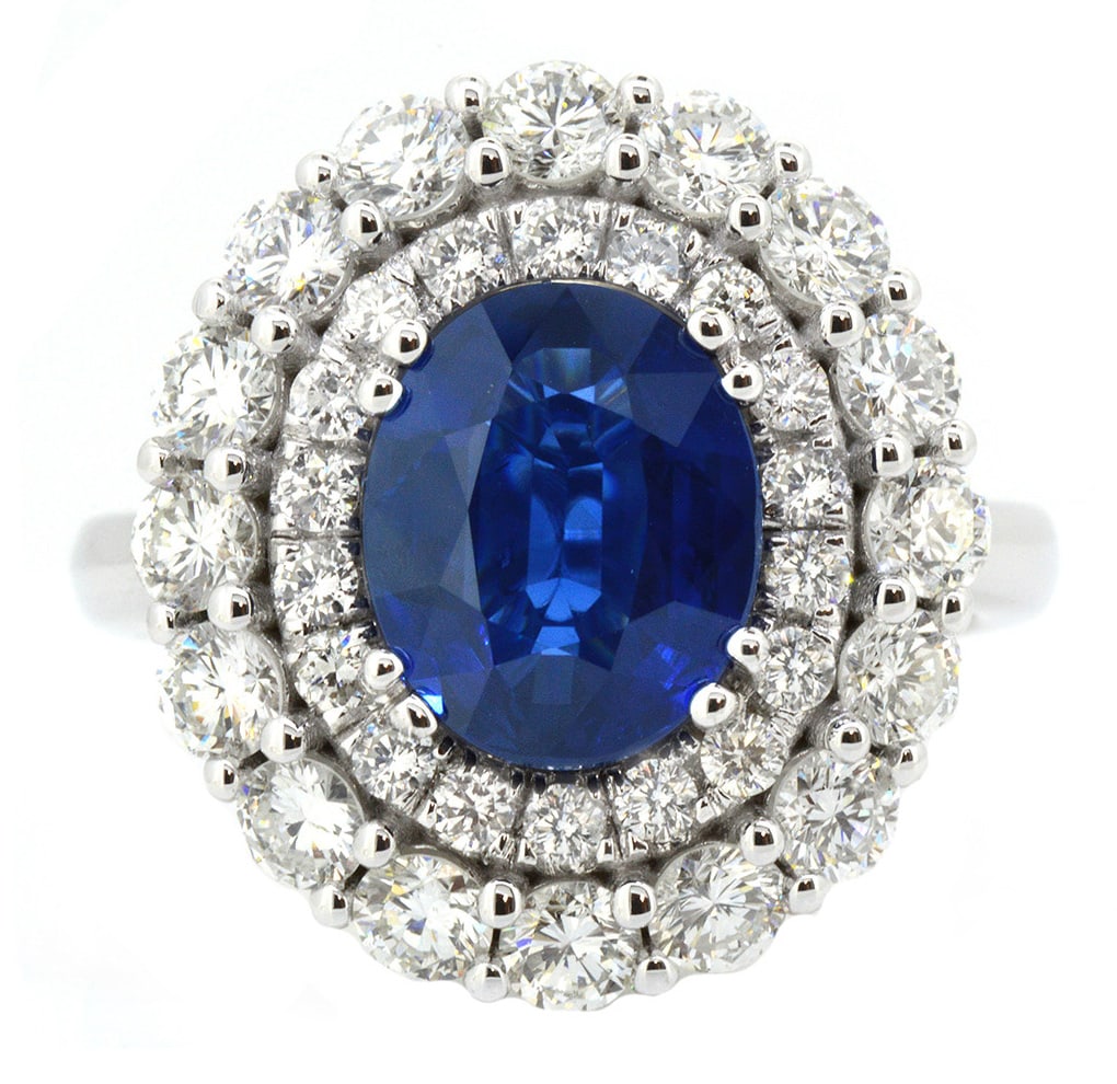 18K White Gold Ladies Ring with 3.01ct GIA Certified Natural Sapphire and 1.64ct tw Adjacent: Retail: $29,000.00 ****** 18K White Gold Ladies Ring with 3.01ct GIA Certified Natural Sapphire and 1.64ct tw Adjacent Diamonds ****** Size: 6.5 / Metal: 18K White Gold / Total Item Weight: 8.2 Grams 