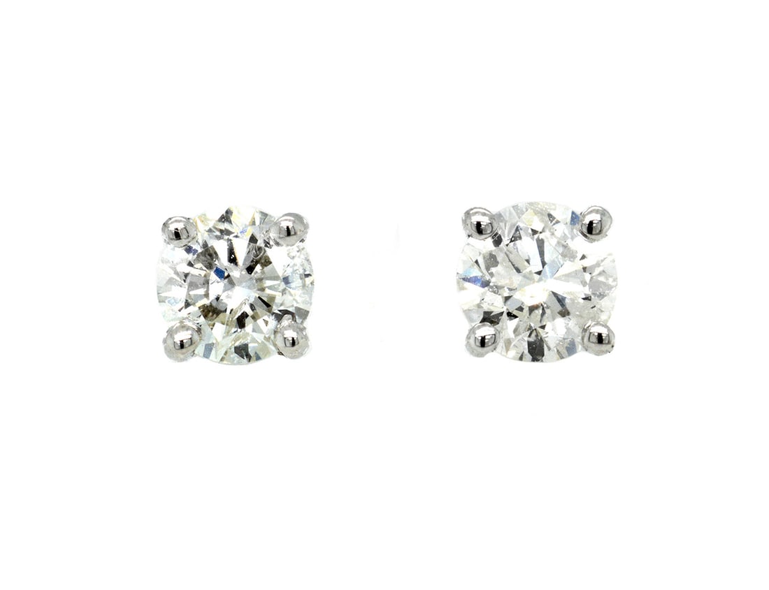 14K White Gold Diamond Stud Earrings with 0.49tcw Diamonds: Retail: $4,500.00 ****** 14K White Gold Diamond Stud Earrings with 0.49tcw Diamonds ****** Metal: 14K White Gold / Total Item Weight: .8 Grams / Country Made: United States / / Main Stone: Diamond / C