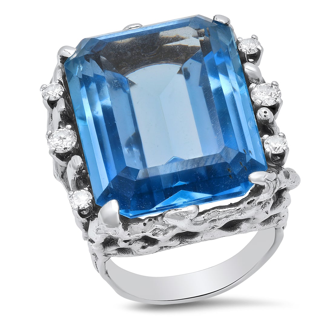 14K White Gold Setting with 30.52ct Topaz and 0.36ct Diamond Ladies Ring: Retail: $9,162.00 ****** 14K White Gold Setting with 30.52ct Topaz and 0.36ct Diamond Ladies Ring ****** Size: 8(we offer free resizing to winning bidders) / Metal: 14K White Gold / Total Item Weight:
