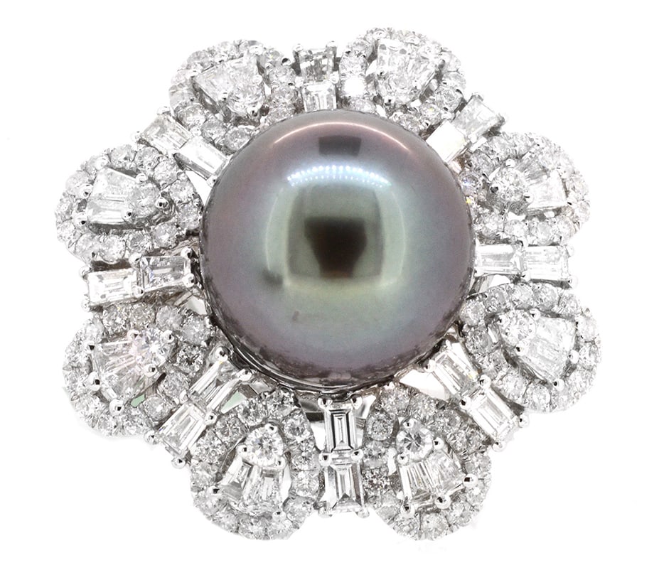 18K White Gold Ladies Ring with 13.1mm South Sea Pearl and 2.97ct tw Adjacent Diamonds: Retail: $11,750.00 ****** 18K White Gold Ladies Ring with 13.1mm South Sea Pearl and 2.97ct tw Adjacent Diamonds ****** Size: 6.5 / Metal: 18K White Gold / Total Item Weight: 12.7 / Country Made: