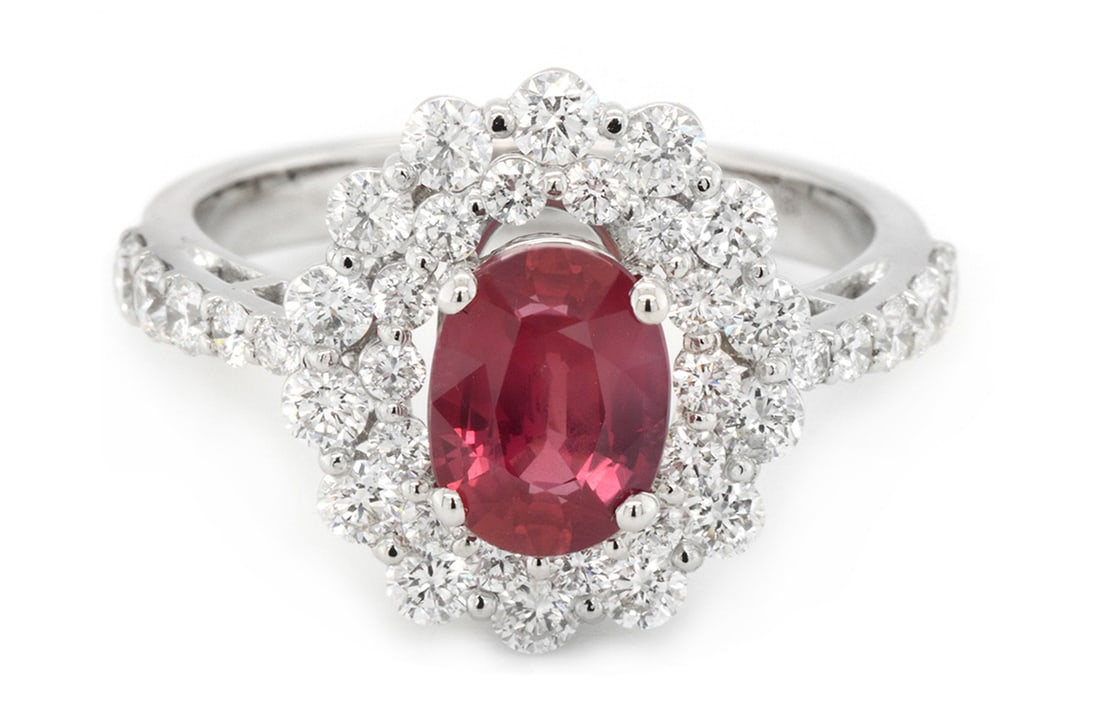 18K White Gold Ladies Ring with 1.52ct Natural Ruby and 1.20ct tw Adjacent Diamonds: Retail: $12,000.00 ****** 18K White Gold Ladies Ring with 1.52ct Natural Ruby and 1.20ct tw Adjacent Diamonds ****** Size: 6.5 / Metal: 18K White Gold / Total Item Weight: 4.3 Grams / Country Made: