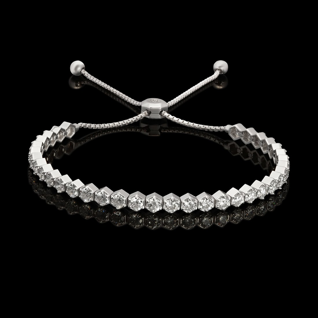 14K Gold 4.56ct Diamond Bracelet: Retail: $14,765.00 ****** 14K Gold 4.56ct Diamond Bracelet ****** Size: 7 / Metal: 14K White Gold / Total Item Weight: 10.1 Grams / Country Made: United States / / Main Stone: Diamond / Color: White