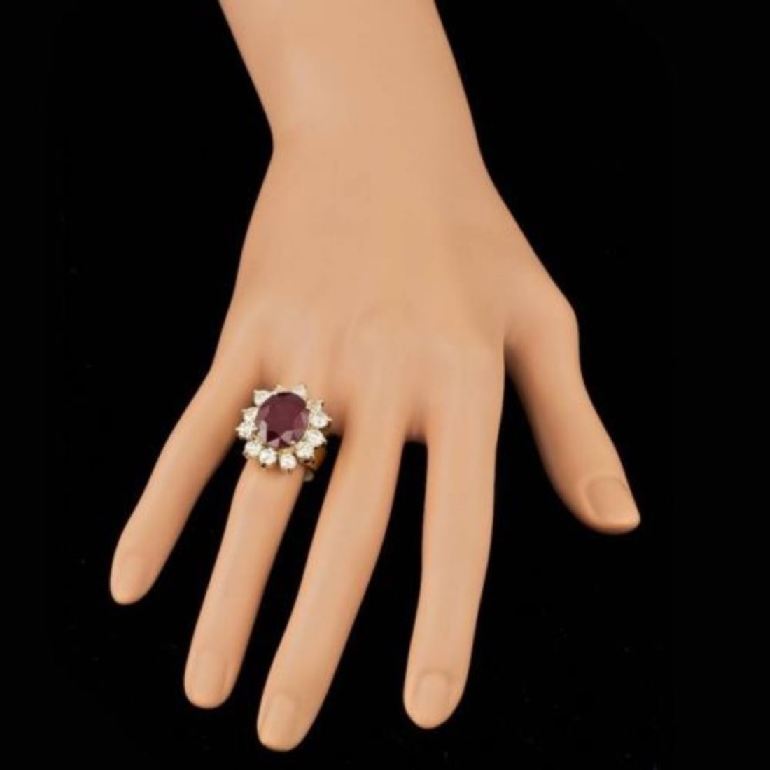 14K Yellow Gold 9.25ct Ruby and 3.17ct Diamond Ring - 4