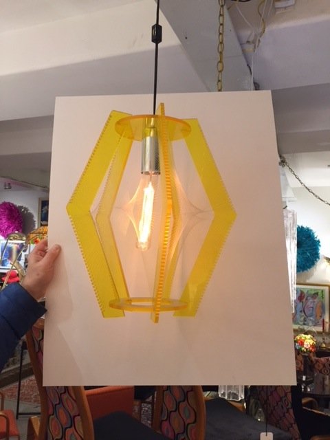 MID CENTURY MODERN Lucite yellow Chandlaier (1 of 5)