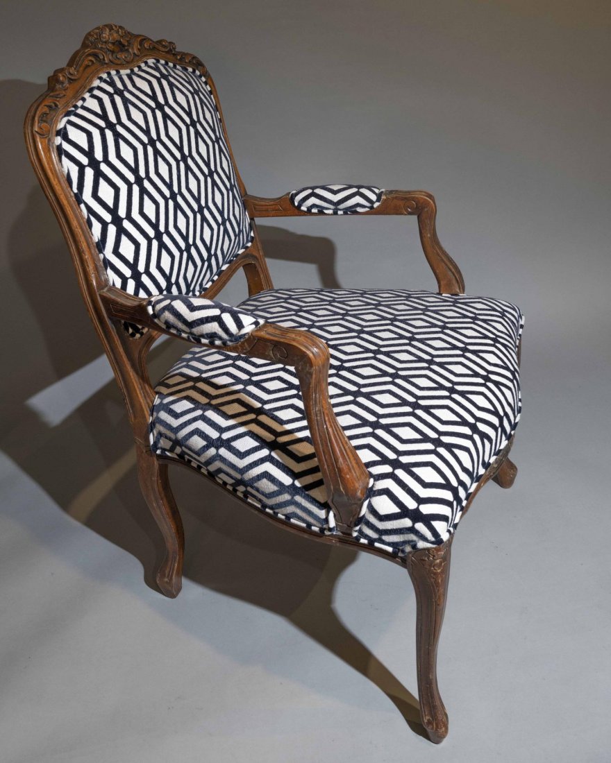 Antique queen-Ann traditional black lounge armchair wit: Antique queen-Ann traditional black lounge armchair with original black leatherDimensions: Arm to Arm: 24” inches Deep: 22” inches Height: 40” inches Seat height: 19” inches Arms height: 27”