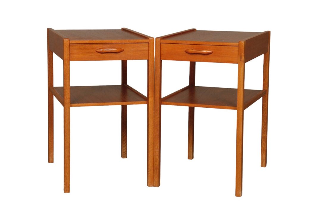Pair of Mid Century Nightstands in Teak (1 of 4)