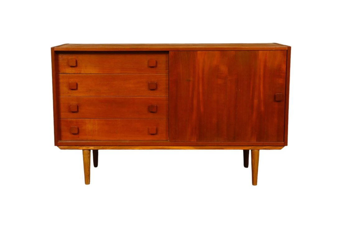 Danish Mid Century Low Teak Sideboard (1 of 6)