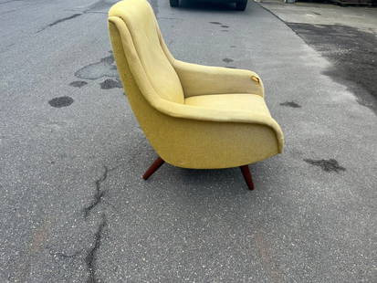 Mid-Century Bengt ruda chair for ESA: Mid-Century Bengt ruda chair for ESADimensions:--Width---29 in--Depth--34 in.--Height--34 in.--Seat height--16 in.