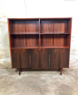 Mid-Century rosewood bookshelf: Mid-Century rosewood bookshelf