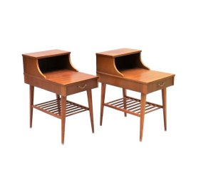 Mid-Century Danish Nightstands Mahogany (Pair)
