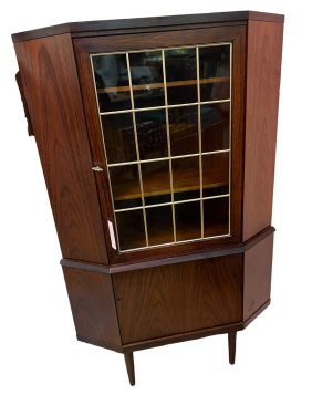 Mid Century Rosewood, Danish corner cabinet with glass doors, adjustable shelving on the top and the