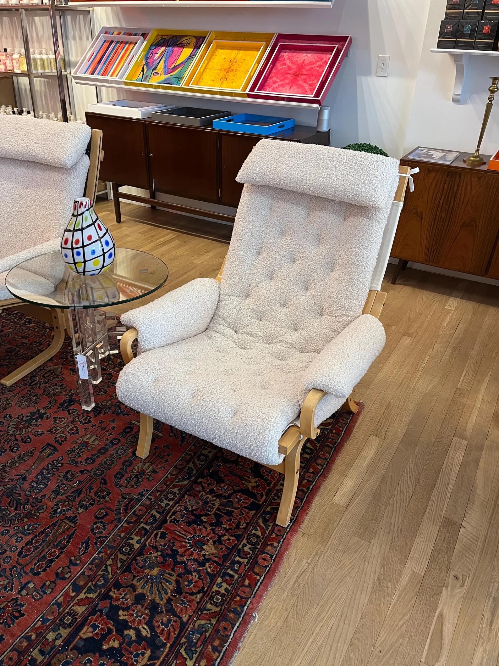 ONE CHAIR Mid-Century Bruno Mathsson Pernilla armchair: ONE CHAIR Mid-Century Bruno Mathsson Pernilla armchairThis beautiful armchair is a true gem for any antique furniture enthusiast. Designed by Bruno Mathsson in Sweden, this piece is a perfect represen