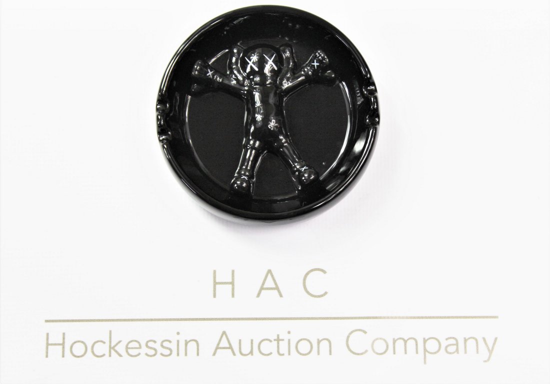 Kaws (Ashtray) (1 of 4)