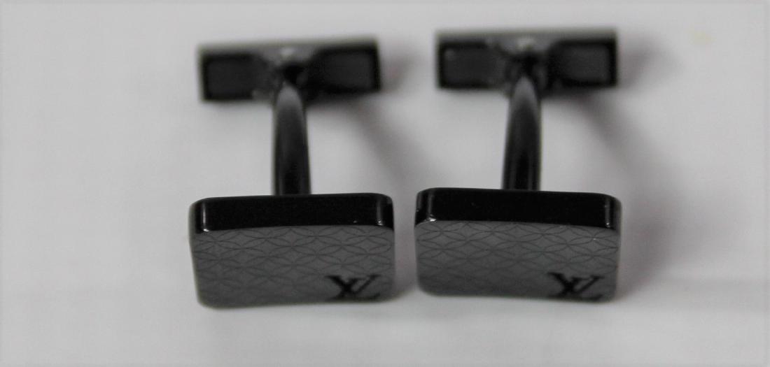 Louis Vuitton Cufflinks (1 of 2)