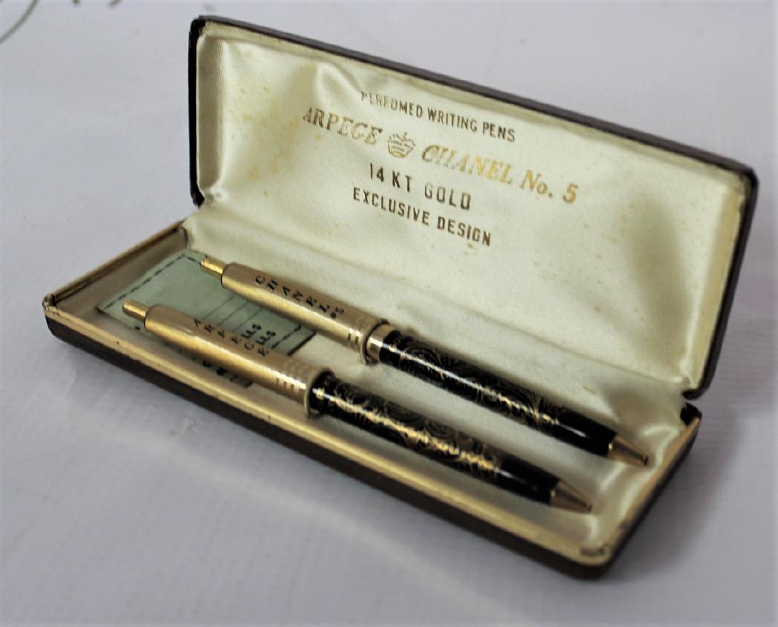Chanel Pens (1 of 5)
