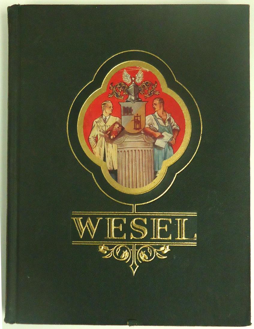 ADVERTISING F. WESEL MANUFACTURING CO.: Illustrated photography and print equipment catalog; Publishers Printing Co.; William Bradford Press USA; hardbound embossed cover; 301 pages; very slight age discoloration on page edges; small tear o