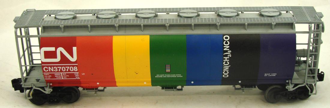 LIONEL C. N. 3- BAY CYLINDRICAL HOPPER: 6-19345; original box; longest box L-16 1/2", EX-NM