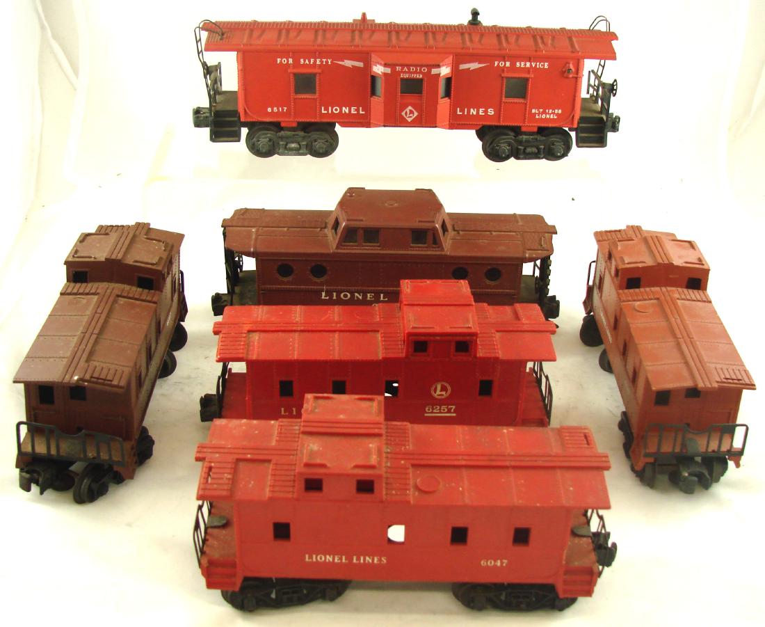 (6) LIONEL CABOOSES (1 of 19)