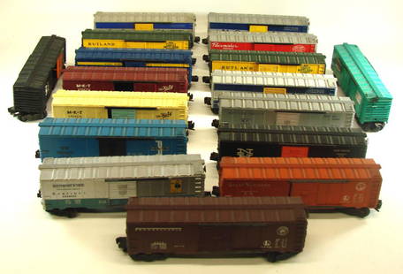 (17) LIONEL 6464 BOX CARS: Includes: (3) Missouri Pacific 150; (2) Rutland 300; MKT 350; MKT 515; Alaska 825; Pennsylvania 200; B&O Sentinel 325; Great Northern 25; NYC 900; New Haven 425; Boston & Maine 475; New Haven 725; NYC