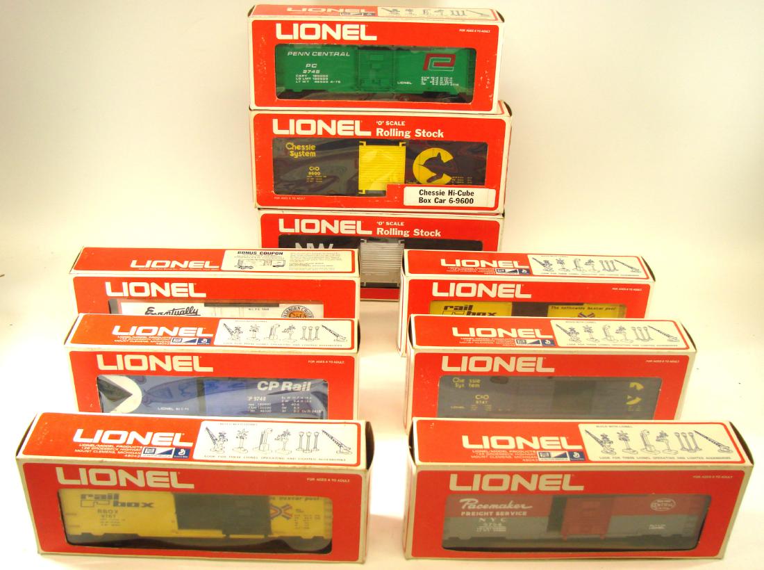 (9) LIONEL ROLLING STOCK CARS (1 of 20)